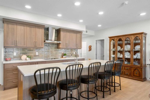 2208-33 Carringham Gate Nw, Calgary, AB - Indoor Photo Showing Kitchen