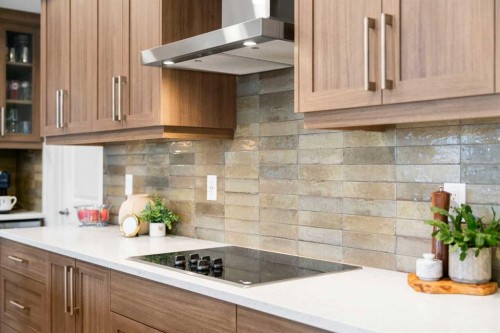 2208-33 Carringham Gate Nw, Calgary, AB - Indoor Photo Showing Kitchen