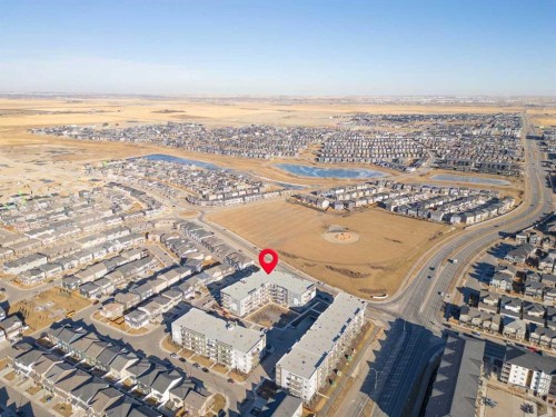 2208-33 Carringham Gate Nw, Calgary, AB - Outdoor With View