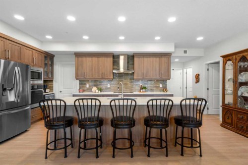 2208-33 Carringham Gate Nw, Calgary, AB - Indoor Photo Showing Other Room