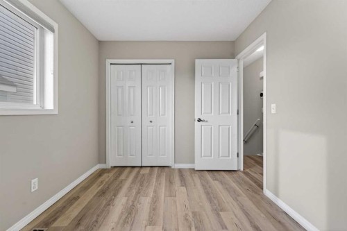 87 Saddlebrook Gardens Ne, Calgary, AB - Indoor