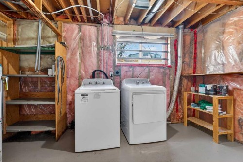 44 Spring Haven Close Se, Airdrie, AB - Indoor Photo Showing Laundry Room
