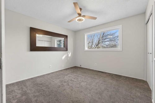 44 Spring Haven Close Se, Airdrie, AB - Indoor Photo Showing Other Room