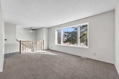 44 Spring Haven Close Se, Airdrie, AB - Indoor Photo Showing Other Room