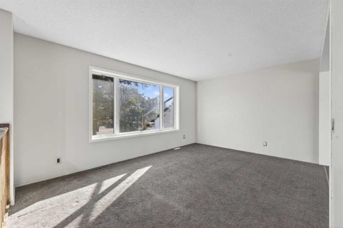 44 Spring Haven Close Se, Airdrie, AB - Indoor Photo Showing Other Room