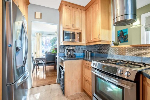 502 8 Avenue Ne, Calgary, AB - Indoor Photo Showing Kitchen