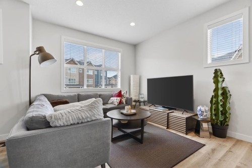 809-355 Nolancrest Heights Nw, Calgary, AB - Indoor