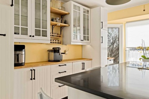 5919 Temple Drive Ne, Calgary, AB - Indoor