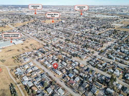 314 Olympia Crescent Se, Calgary, AB - Outdoor With View