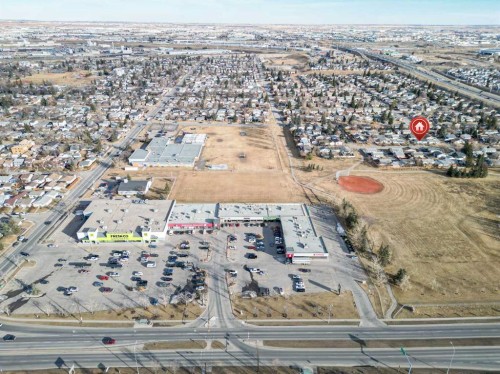 314 Olympia Crescent Se, Calgary, AB - Outdoor With View