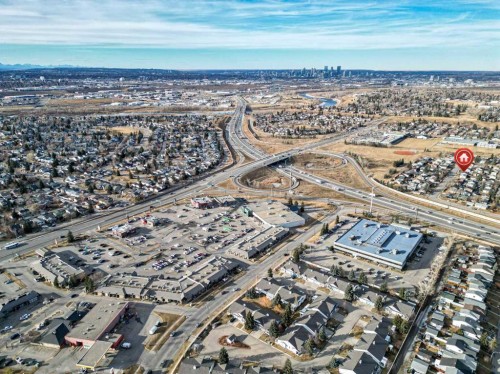 314 Olympia Crescent Se, Calgary, AB - Outdoor With View