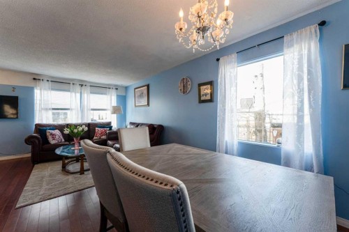 314 Olympia Crescent Se, Calgary, AB - Indoor Photo Showing Dining Room