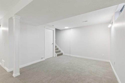 354 Maitland Hill Ne, Calgary, AB - Indoor
