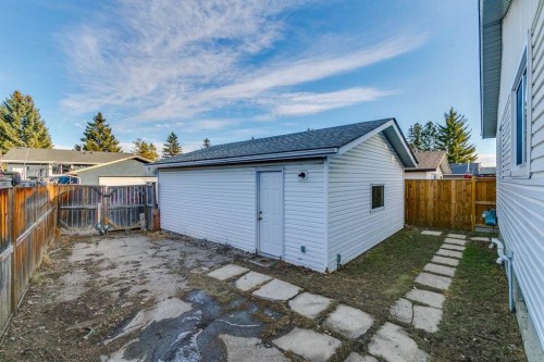354 Maitland Hill Ne, Calgary, AB - Outdoor With Exterior