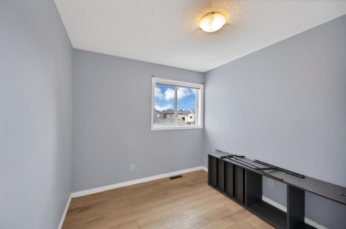 142 Auburn Bay Heights Se, Calgary, AB - Indoor Photo Showing Other Room