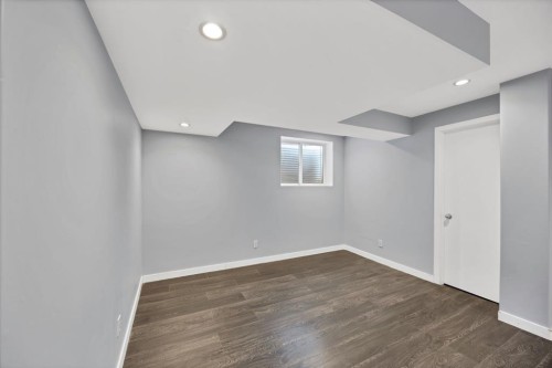 142 Auburn Bay Heights Se, Calgary, AB - Indoor Photo Showing Other Room