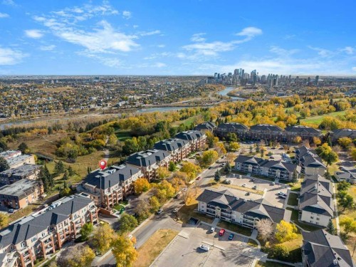 404-4 Hemlock Crescent Sw, Calgary, AB - Outdoor With View