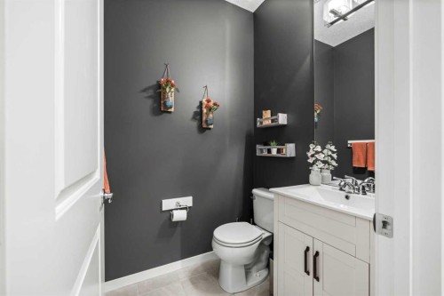 71 Nolanfield Crescent Nw, Calgary, AB - Indoor Photo Showing Bathroom