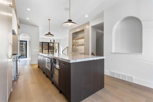 2011 28 Avenue Sw, Calgary, AB - Indoor Photo Showing Kitchen With Upgraded Kitchen