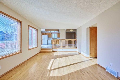 177 Harvest Hills Drive Ne, Calgary, AB - Indoor Photo Showing Other Room