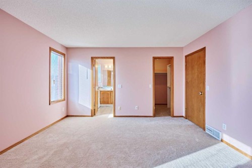 177 Harvest Hills Drive Ne, Calgary, AB - Indoor Photo Showing Other Room
