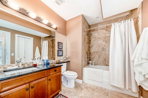 41 Bridle Estates Manor Sw, Calgary, AB - Indoor Photo Showing Bathroom