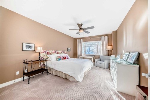 41 Bridle Estates Manor Sw, Calgary, AB - Indoor Photo Showing Bedroom