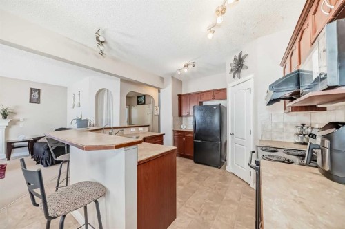292 Taralake Terrace Ne, Calgary, AB - Indoor Photo Showing Kitchen