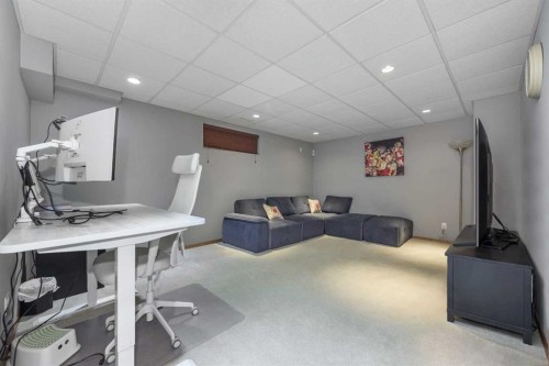 74 Tuscany Springs Hill Nw, Calgary, AB - Indoor