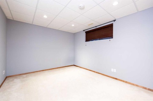 74 Tuscany Springs Hill Nw, Calgary, AB - Indoor Photo Showing Other Room