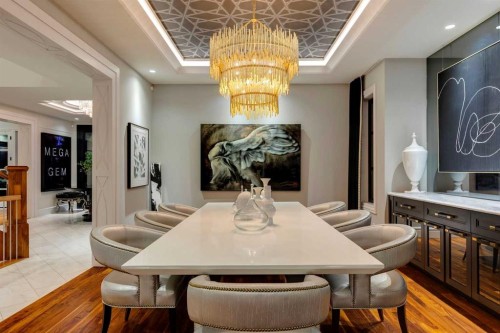 1118 Premier Way Sw, Calgary, AB - Indoor Photo Showing Dining Room