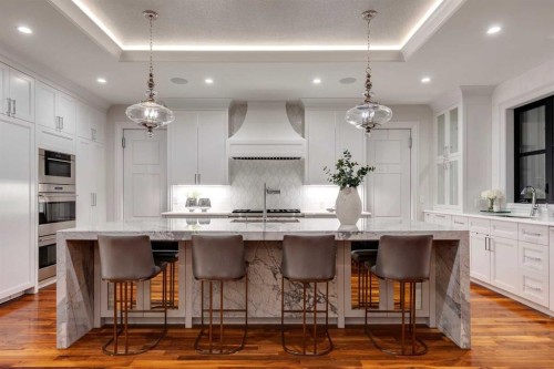 1118 Premier Way Sw, Calgary, AB - Indoor Photo Showing Kitchen With Upgraded Kitchen