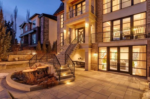 1118 Premier Way Sw, Calgary, AB - 