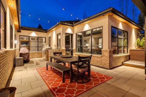 1118 Premier Way Sw, Calgary, AB - Outdoor