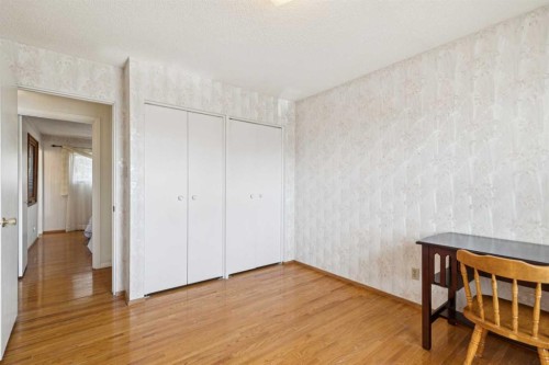 11427 Wilkes Road Se, Calgary, AB - Indoor