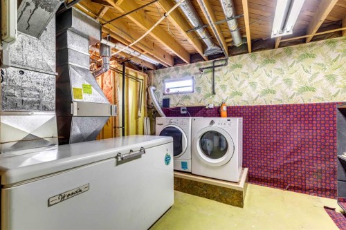 11427 Wilkes Road Se, Calgary, AB - Indoor Photo Showing Laundry Room