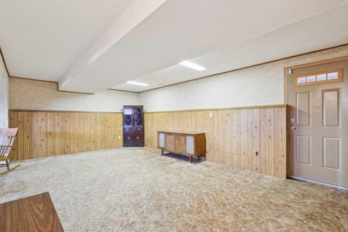 11427 Wilkes Road Se, Calgary, AB - Indoor Photo Showing Basement