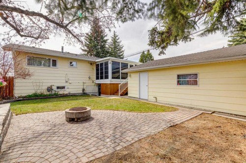 11427 Wilkes Road Se, Calgary, AB - Outdoor With Exterior