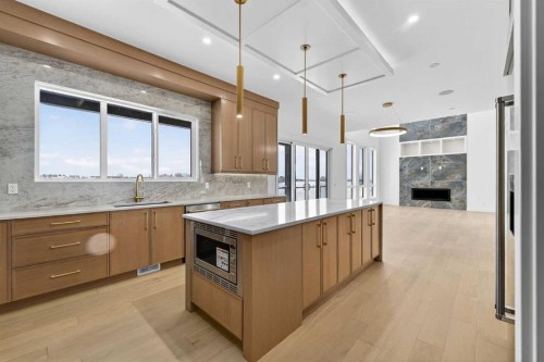 960 South Shore Terrace, Chestermere, AB - Indoor Photo Showing Kitchen With Upgraded Kitchen