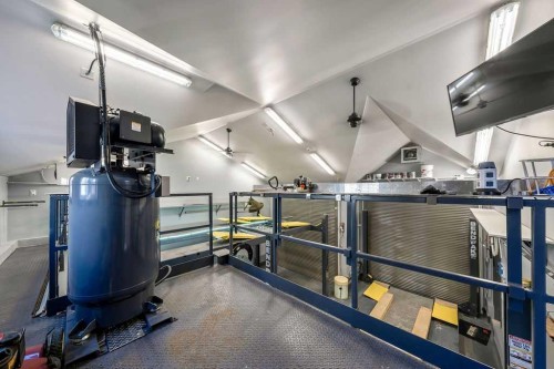 14 Tuscany Springs Rise Nw, Calgary, AB - Indoor Photo Showing Garage