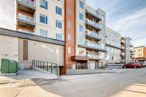 108-71 Shawnee Common Sw, Calgary, AB - Outdoor