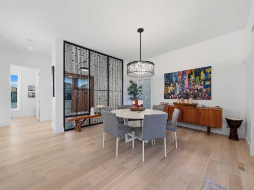 80 Cranbrook Heights Se, Calgary, AB - Indoor Photo Showing Dining Room