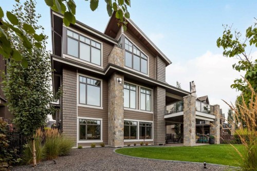 80 Cranbrook Heights Se, Calgary, AB - Outdoor