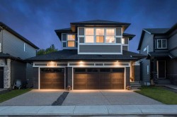 472 Legacy Woods Circle SE Calgary, AB T2X 5J7
