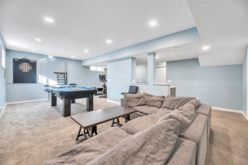 323 Hawkwood Boulevard Nw, Calgary, AB - Indoor Photo Showing Other Room