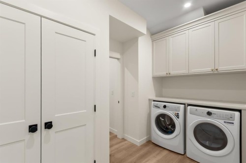 39 Williams Avenue, Olds, AB - Indoor Photo Showing Laundry Room