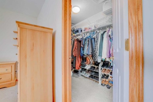 7 Chapala Terrace Se, Calgary, AB - Indoor Photo Showing Other Room