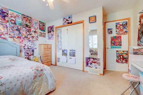 7 Chapala Terrace Se, Calgary, AB - Indoor Photo Showing Bedroom