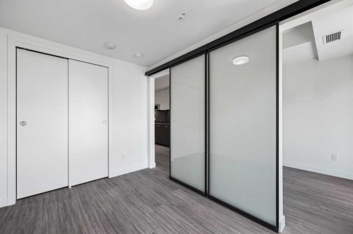 704-730 2 Avenue Sw, Calgary, AB - Indoor Photo Showing Other Room