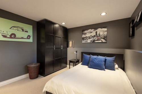 456 Hawkland Place Nw, Calgary, AB - Indoor Photo Showing Bedroom